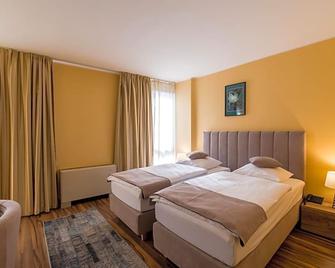Hotel Perla D'Oro - Timișoara - Schlafzimmer