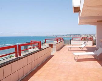 Hotel Neptunus - Nettuno - Balcony