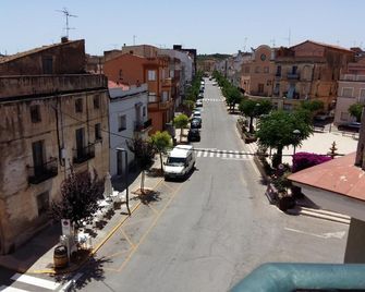 Pensio Rosa Dels Vents - El Perello - Outdoors view