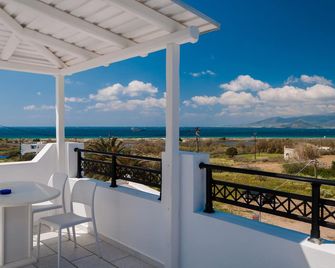 Villa Adriana Hotel - Agios Prokopios - Balcony