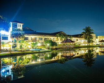Rukun Resort Sentul - Babakan Madang - Gebäude
