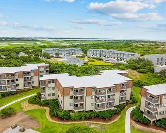 Southwinds C8 - Atlantic Beach - Building