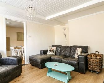 Cobbler's Cottage - Norwich - Living room