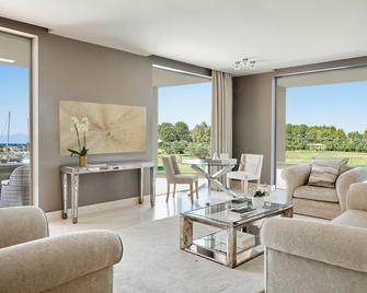 Porto Sani - Sane - Living room