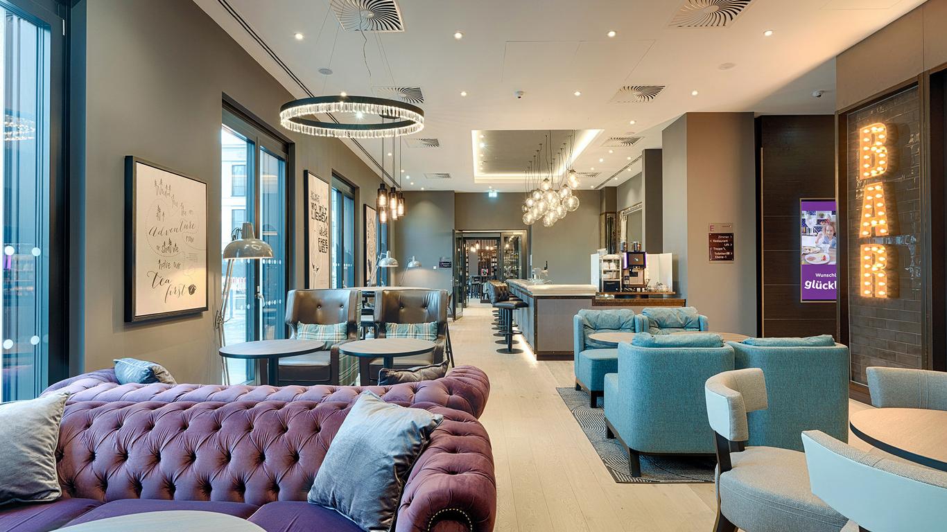 Premier Inn Regensburg City Centre
