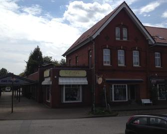 Apartment 1, beautiful centrally located apartment - Seevetal - Gebäude