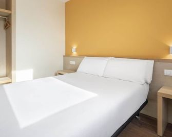 Hotel 280 Zaragoza - Calatorao - Habitación