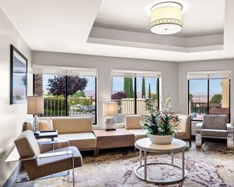 Best Western Plus at Lake Powell - Page - Lobby