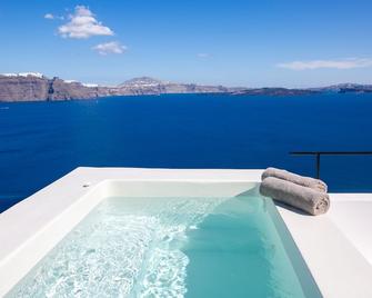 Platis Residence Villa - Oia - Pool