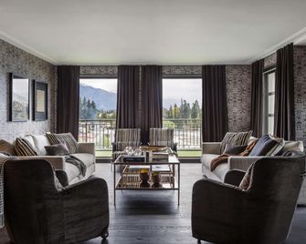 Sofitel Queenstown Hotel and Spa - Queenstown - Phòng ngủ