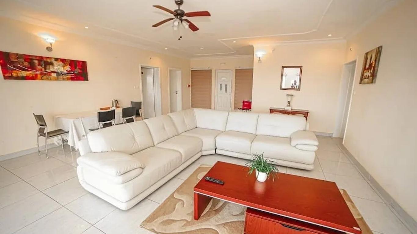 Fini Hotel Bobende