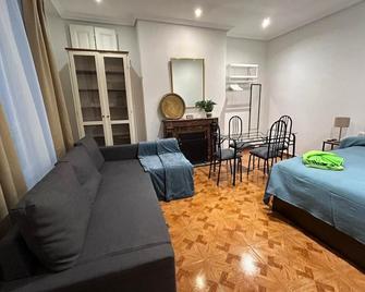 Habitaciones Figueroa - Madrid - Habitación