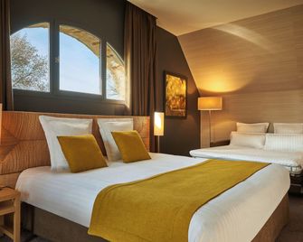 Château De Villiers-Le-Mahieu - Villiers-Le-Mahieu