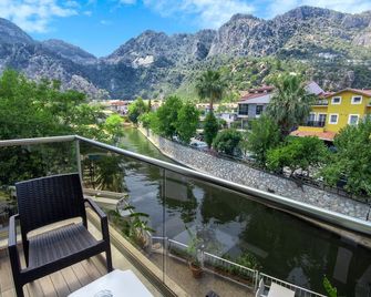 Turunç Dream Hotel - Turunç - Balcón