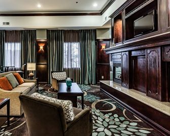 Staybridge Suites Laredo International Airport By IHG - Laredo - Lounge