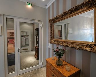 Hotel Savoy Hannover - Hannover - Koridor