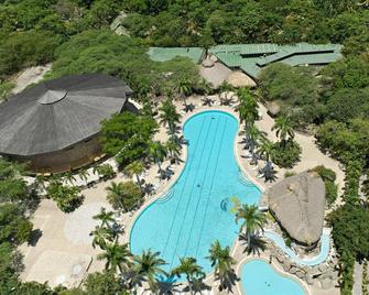 依羅達瑪海洋酒店 - 聖瑪爾塔 - 聖瑪爾塔 - 游泳池