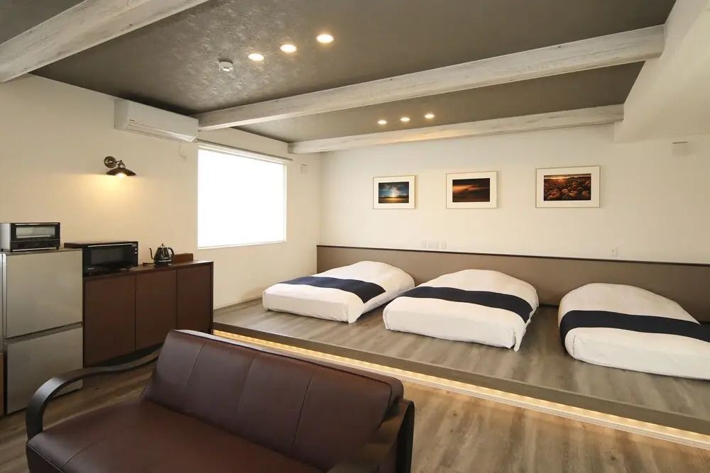 فوتاجه إن بياي