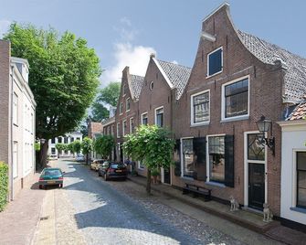 Vesting Hotel Naarden - Naarden - Building