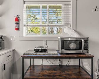 Okangan Sunset Bungalow - Vernon