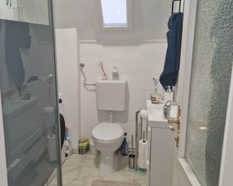 Wunderschöne & Moderne 60m2 Wohnung - Judenburg - Badkamer