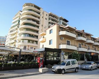 Hotel Primavera Vlore - Vlora - Gebäude