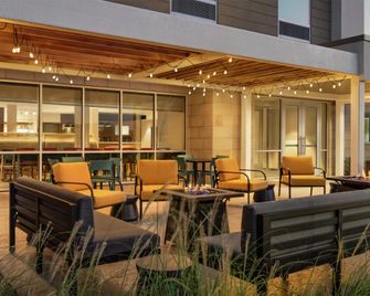 Home2 Suites By Hilton Denton - Denton - Gebäude