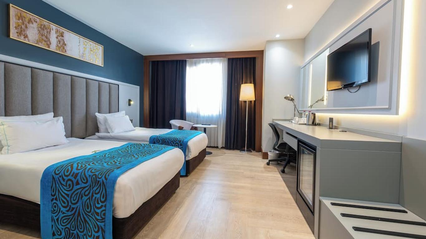Teymur Continental Hotel