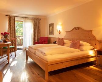 Hotel Gasthof Brandstätter - Salzburg - Bedroom