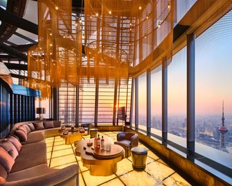 J Hotel, Shanghai Tower - Shanghai - Pool