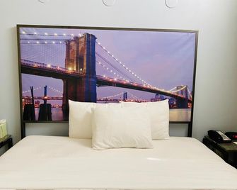 Rodeway Inn Near JFK Airport - קווינס - חדר שינה
