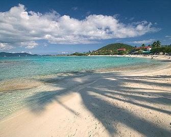 Sapphire Beach Resort - Saint Thomas Island - Beach