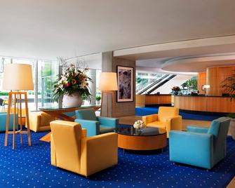 Sheraton Vancouver Wall Centre - Vancouver - Sala d'estar