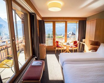 Hotel Jungfraublick - לאוטרברונן - חדר שינה