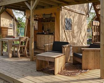 Glamping 2person safari tent - Uden - Innenhof
