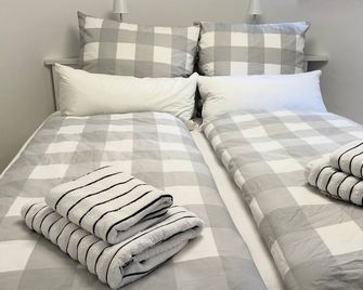 Ferienwohnungen Fallersleben - Weimar - Bedroom