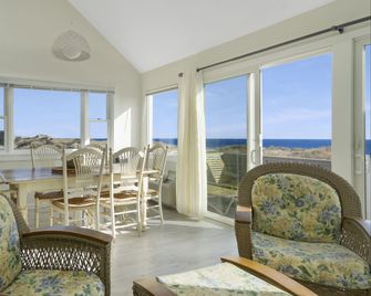 Windward Shores - East Hampton