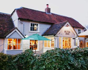 The Bunk Inn - טאצ'האם - בניין