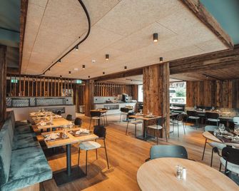 هوتل ماترهورن إن - زرمات - مطعم