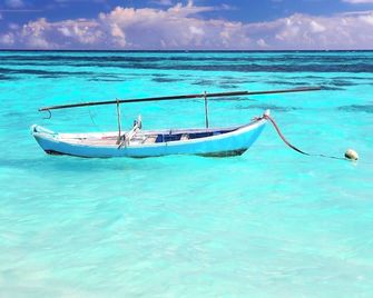 Hakuna Maldives - Thoddoo