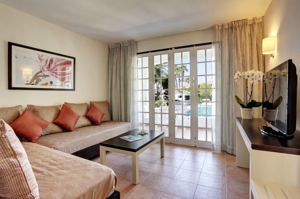 Grupotel Club Menorca - סיוטדליה דה מנורקה - סלון