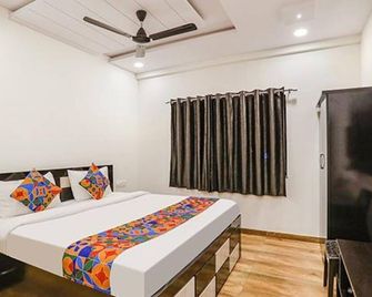 Fabhotel Royal Stay - Beltarodi - Nagpur - Soveværelse