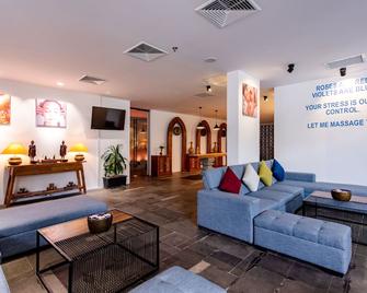 Pacific Hotel & Spa - Siem Reap - Living room