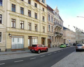 Picobello Pension - גרליץ - בניין
