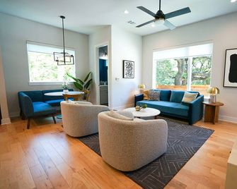 Travis Heights Getaway - Stamford B! - Austin - Sala de estar