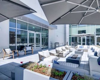 Hilton Garden Inn Denver-Union Station - Denver - Patio