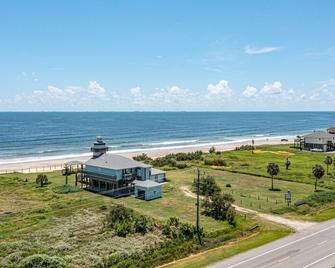 Beauty and the Beach Lighthouse - Amazing Romantic Getaway and a Wedding Venue - Gilchrist - Playa