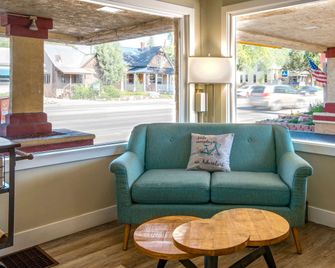 Econo Lodge Inn & Suites Durango - Durango - Lobby