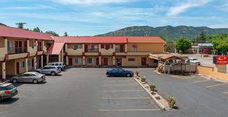 Econo Lodge Inn & Suites Durango - Durango
