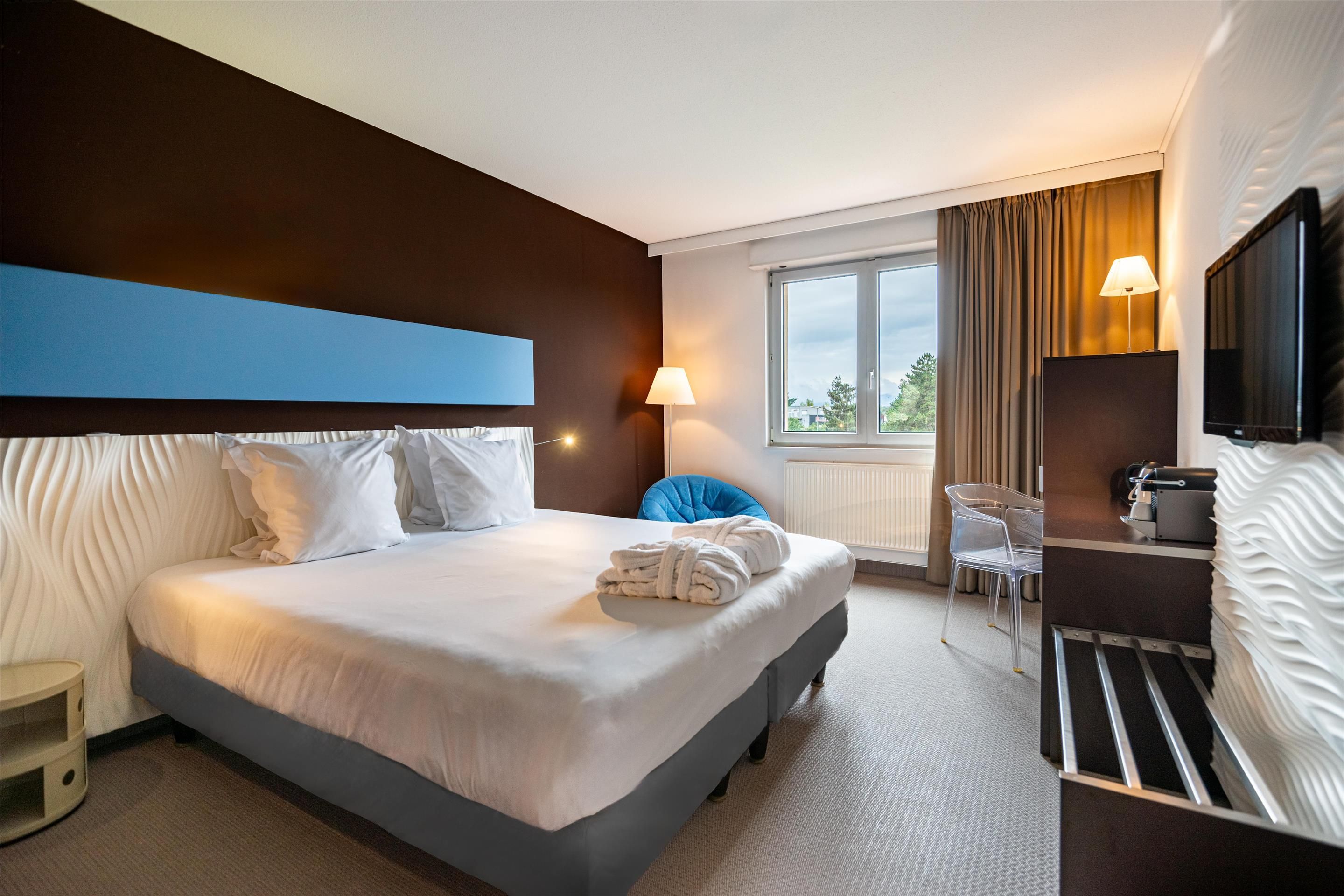 هوتل لايوروب كولم، بي دبليو سيجنيتشر كوليكشن